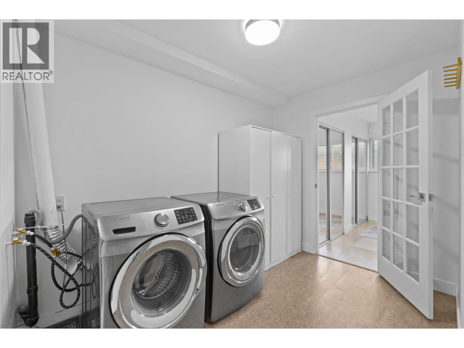 644 ALDERSON AVENUE, Coquitlam