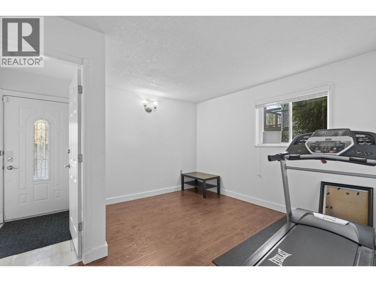 644 ALDERSON AVENUE, Coquitlam