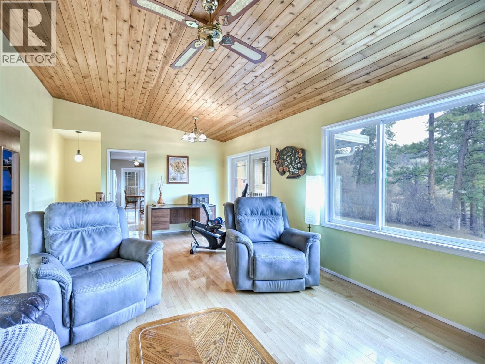 2807 Willowbrook Rd Road, Oliver