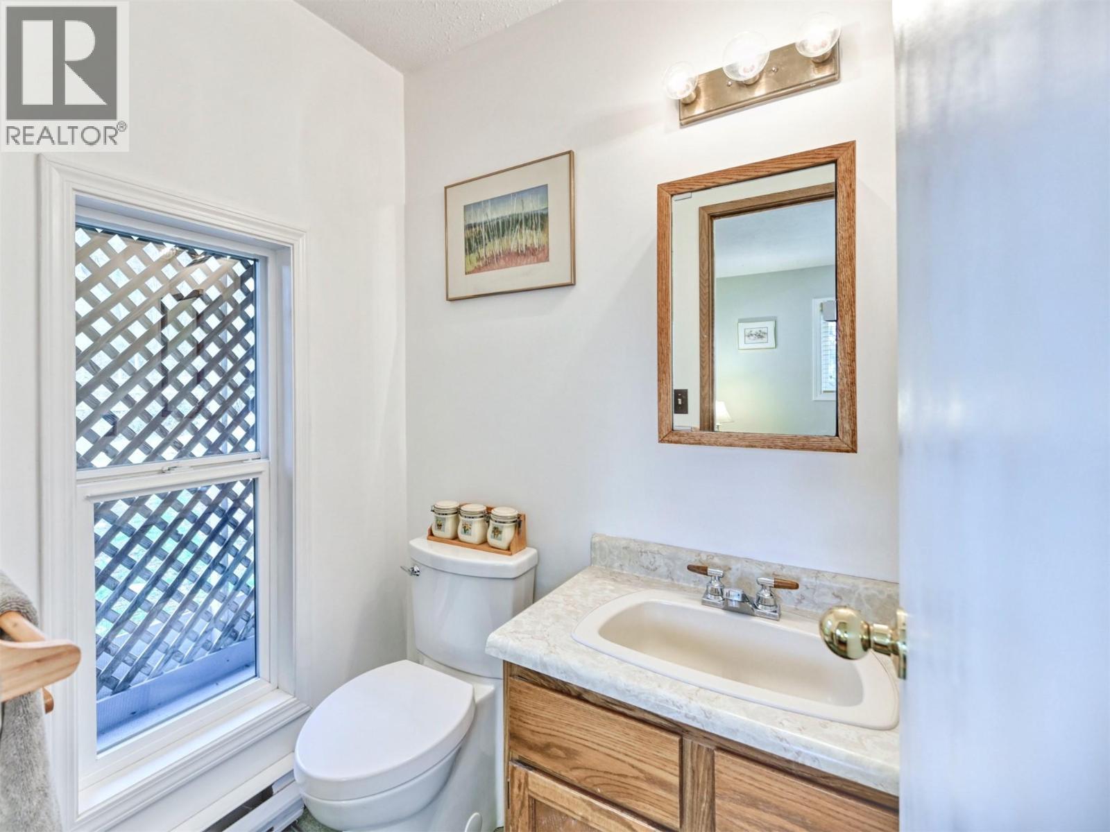 2807 Willowbrook Rd Road, Oliver