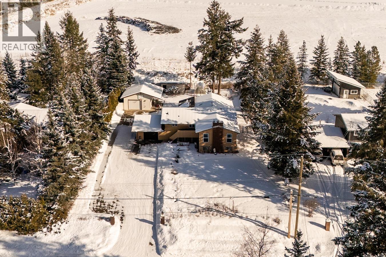 3582 ROSIA ROAD, Prince George