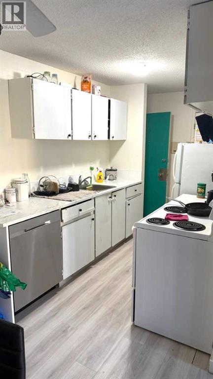 Multi-family House for Sale in   Street SW Cliff Bungalow Calgary 