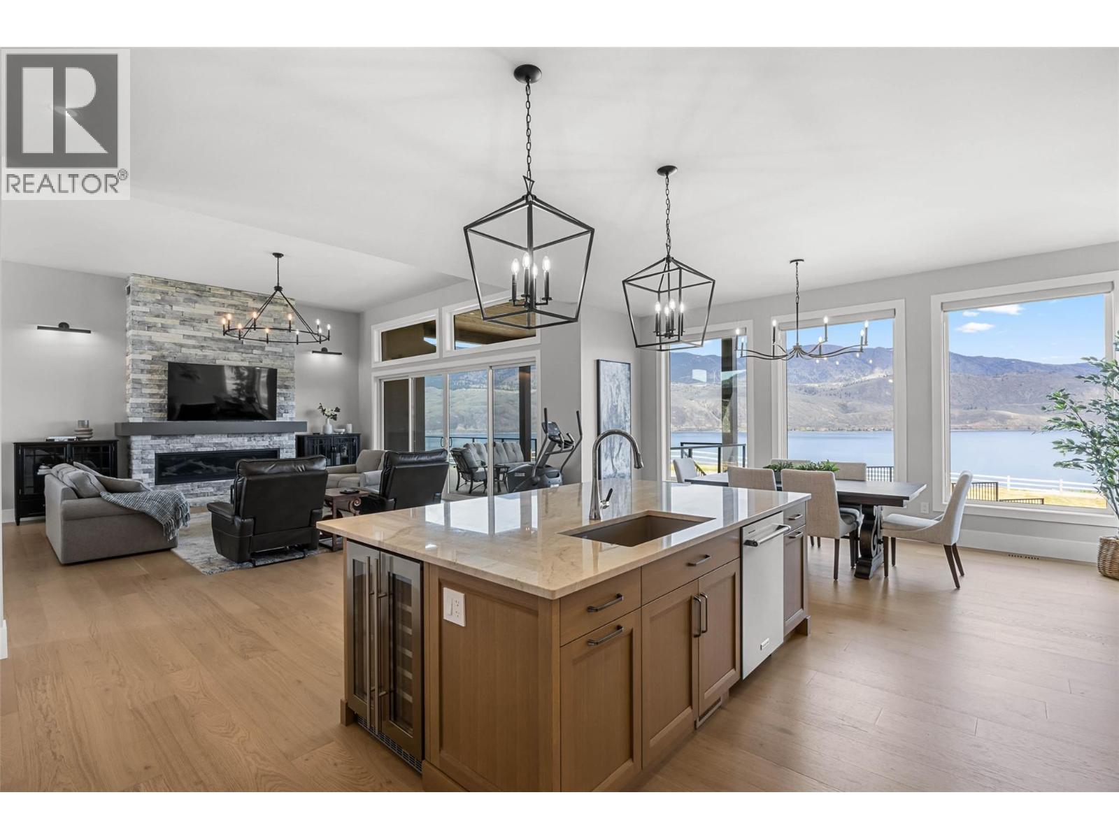 346 RUE CHEVAL NOIR, Kamloops