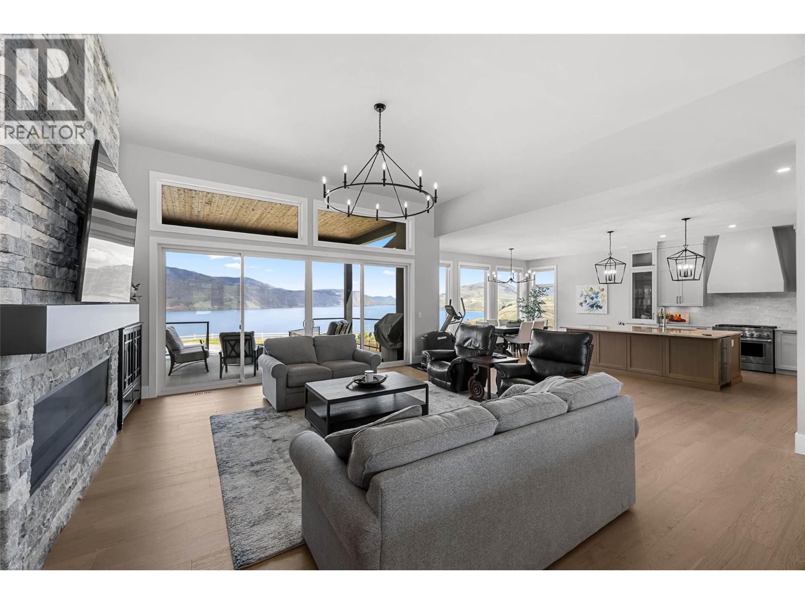 346 RUE CHEVAL NOIR, Kamloops