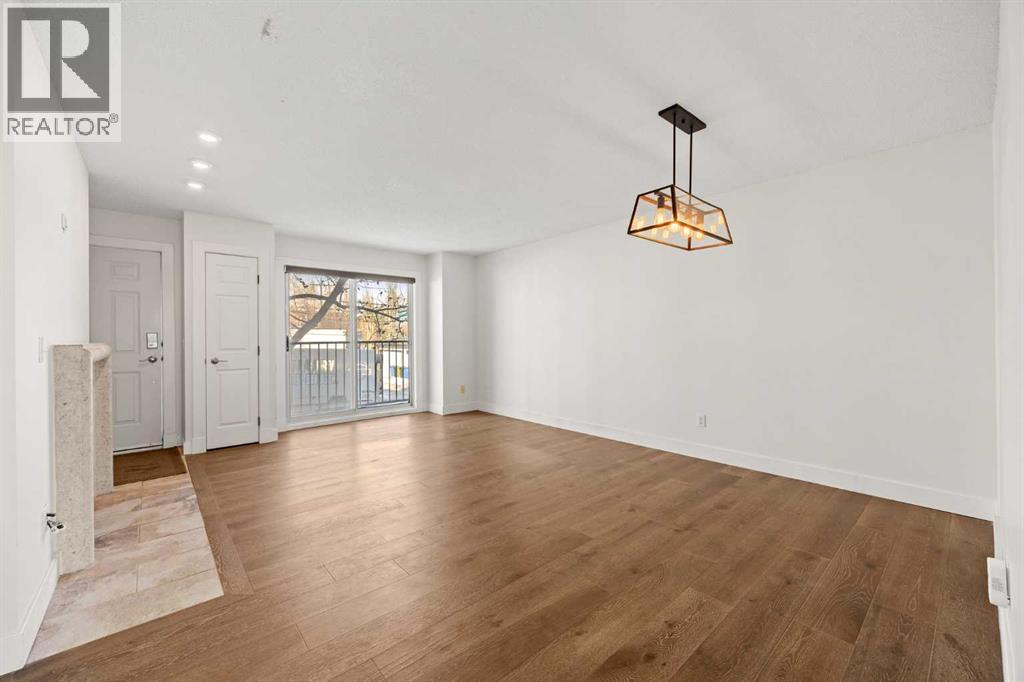 Single Family House for Sale in   Avenue SW Altadore Calgary 