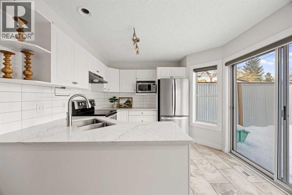 Single Family House for Sale in   Avenue SW Altadore Calgary 