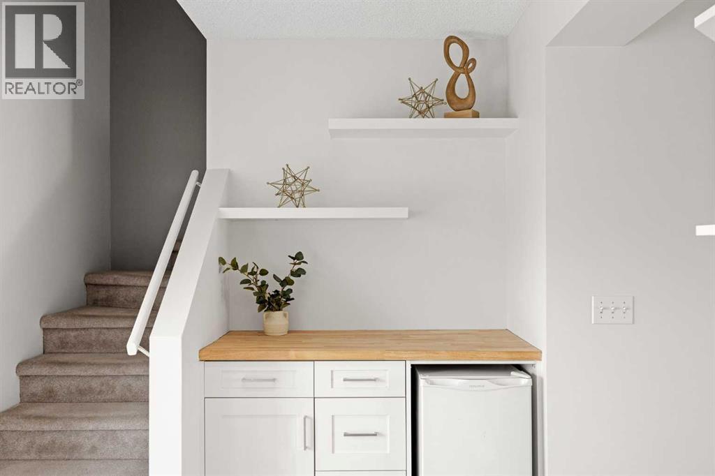 Single Family House for Sale in   Avenue SW Altadore Calgary 