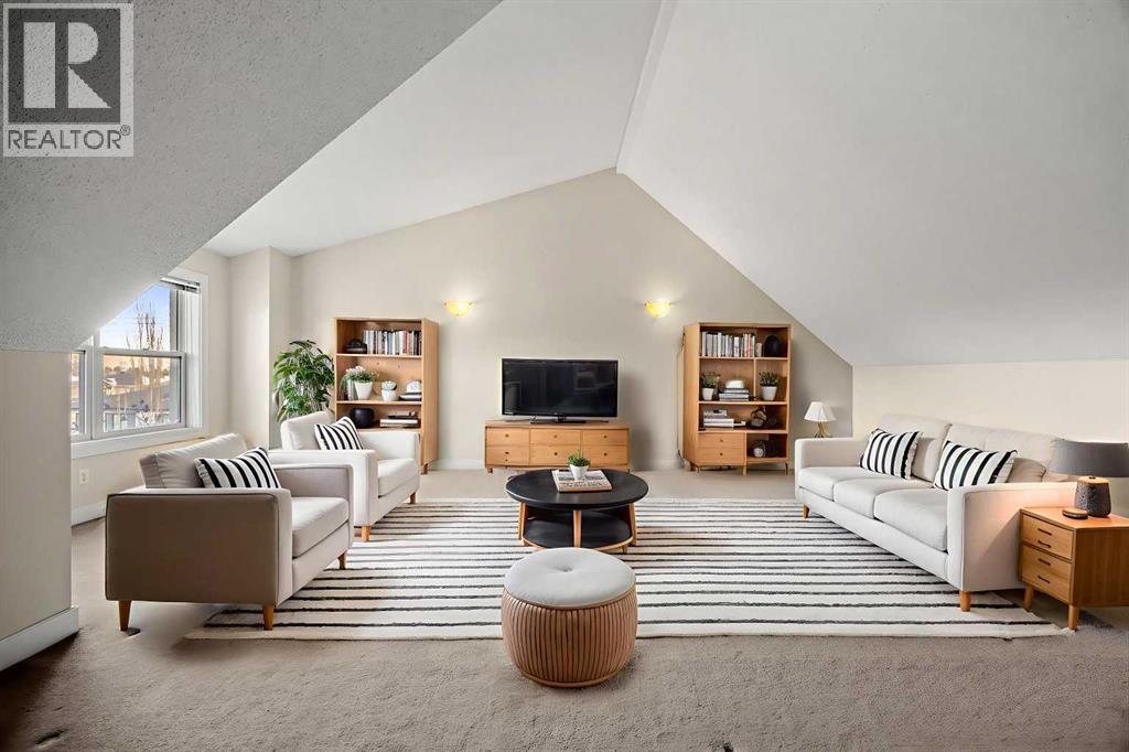 Single Family House for Sale in   Avenue SW Altadore Calgary 