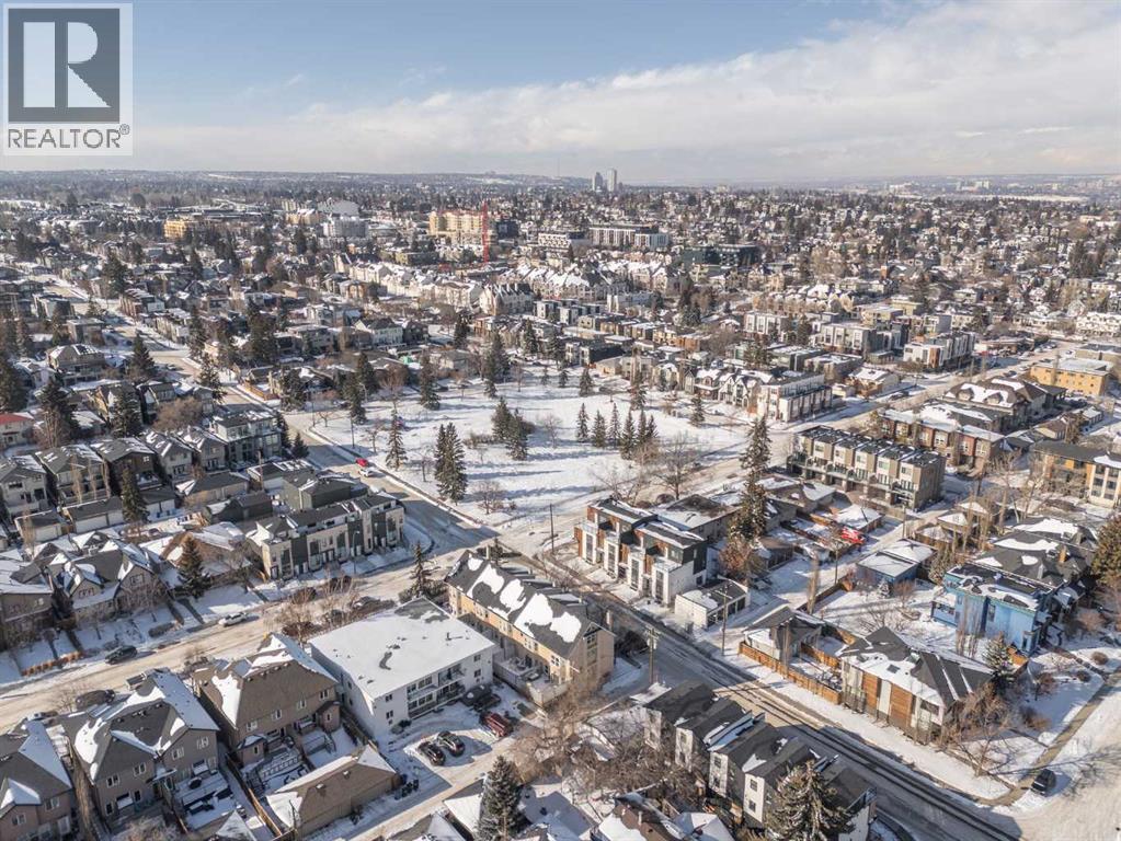 Single Family House for Sale in   Avenue SW Altadore Calgary 