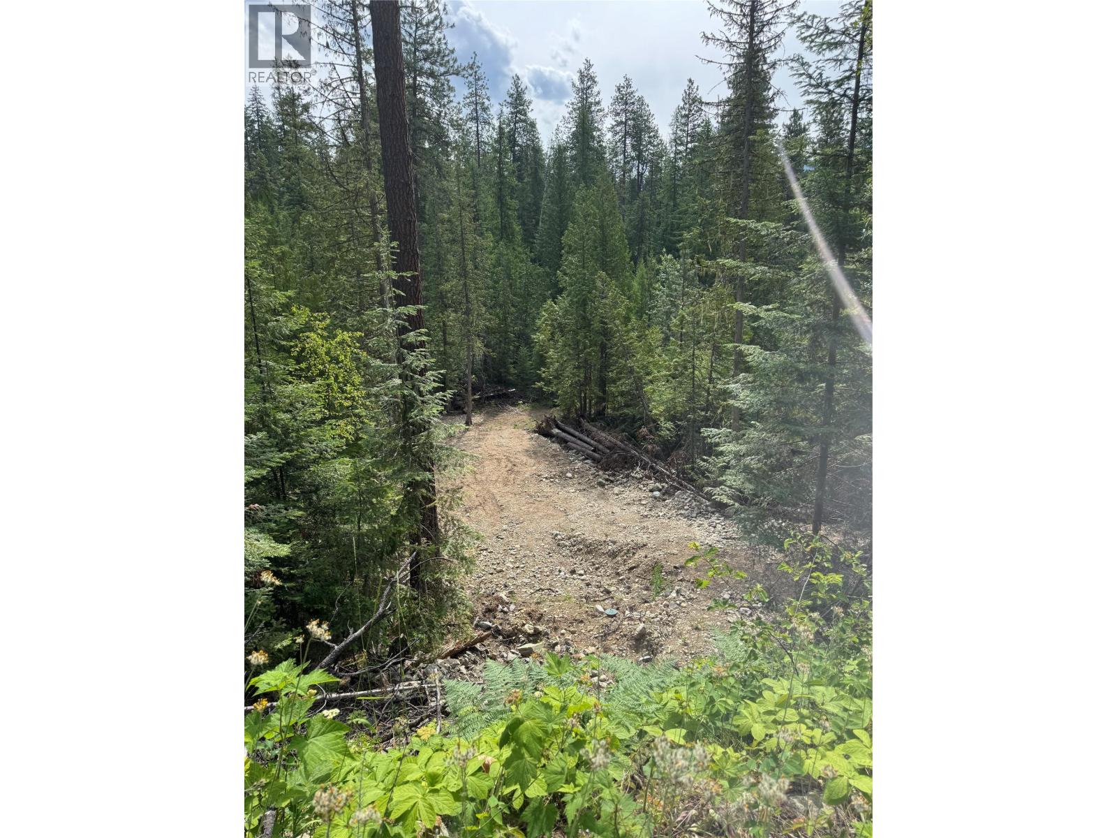 4018 Fumot Place, Bonnington