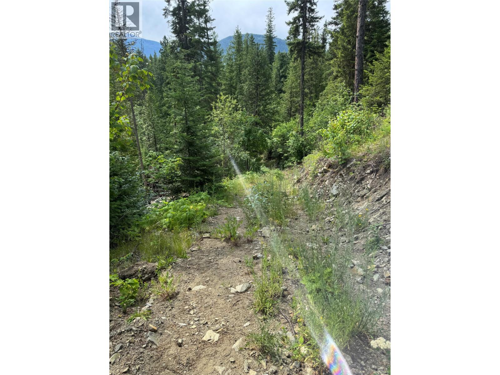 4018 Fumot Place, Bonnington