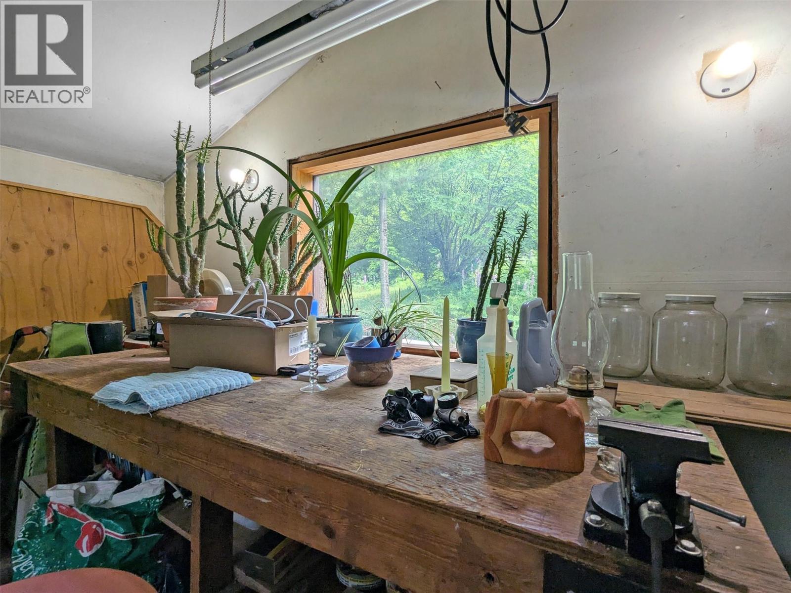 8802 Martens Road, Slocan