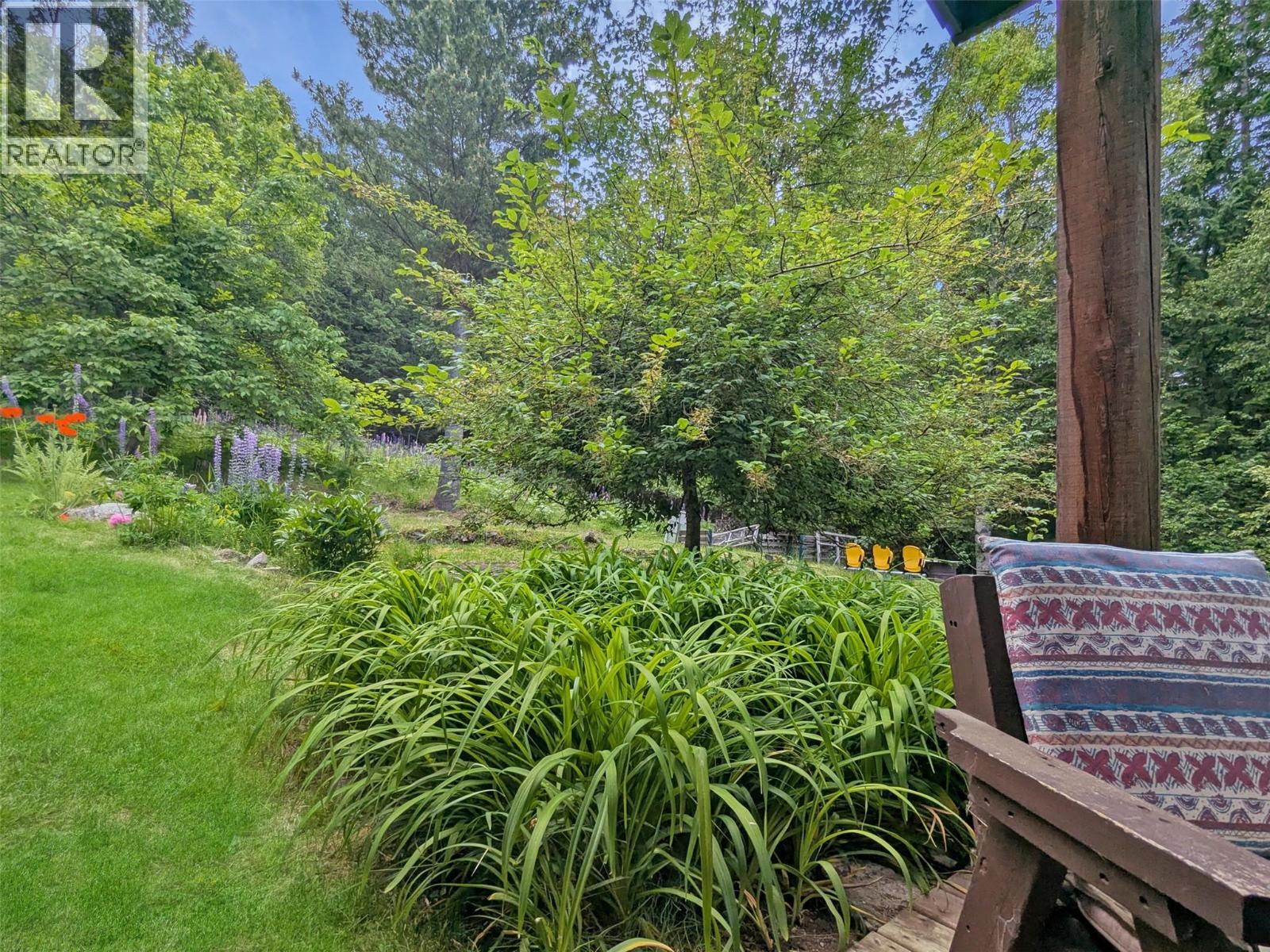 8802 Martens Road, Slocan