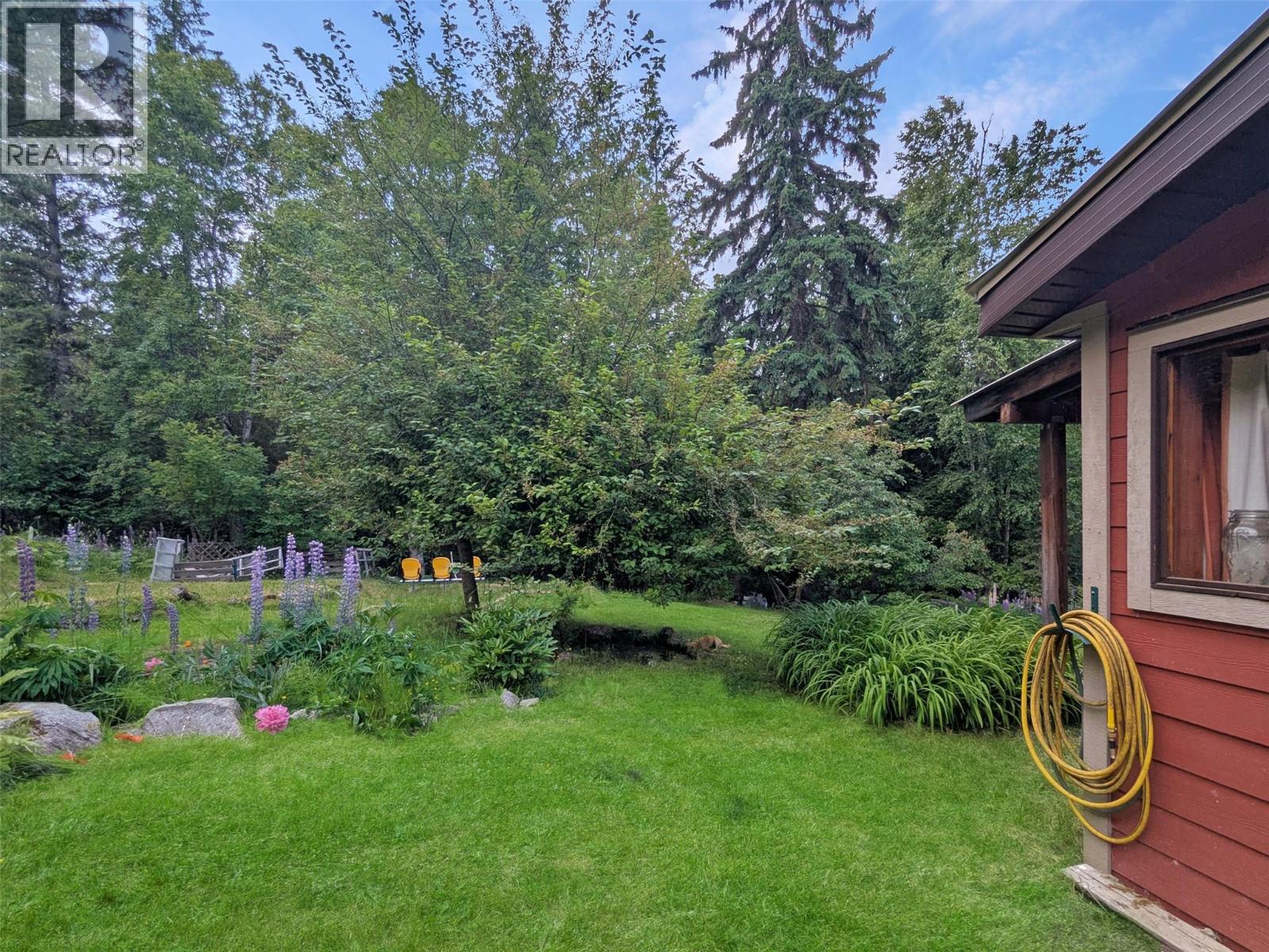 8802 Martens Road, Slocan