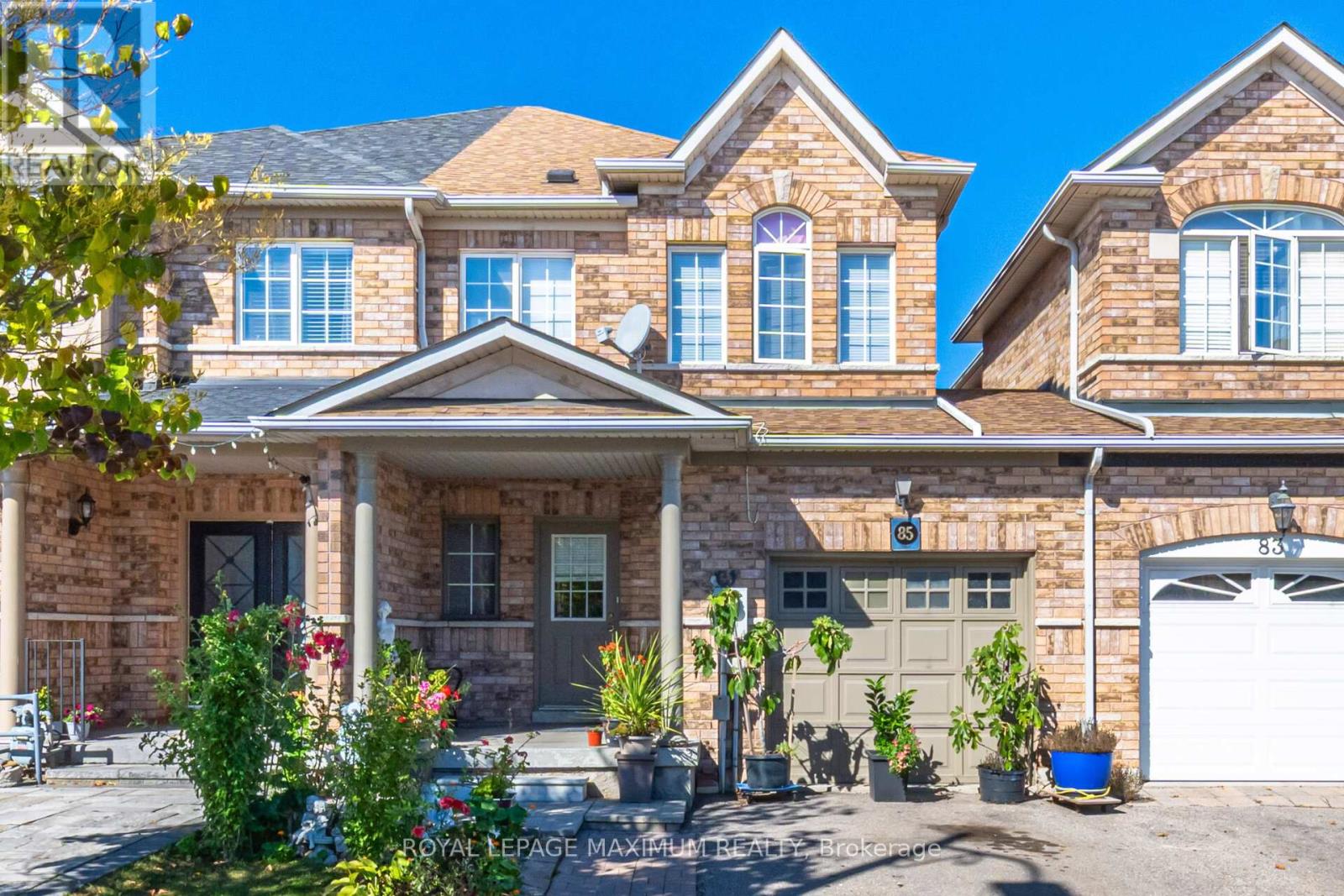 85 RONAN CRESCENT - 1