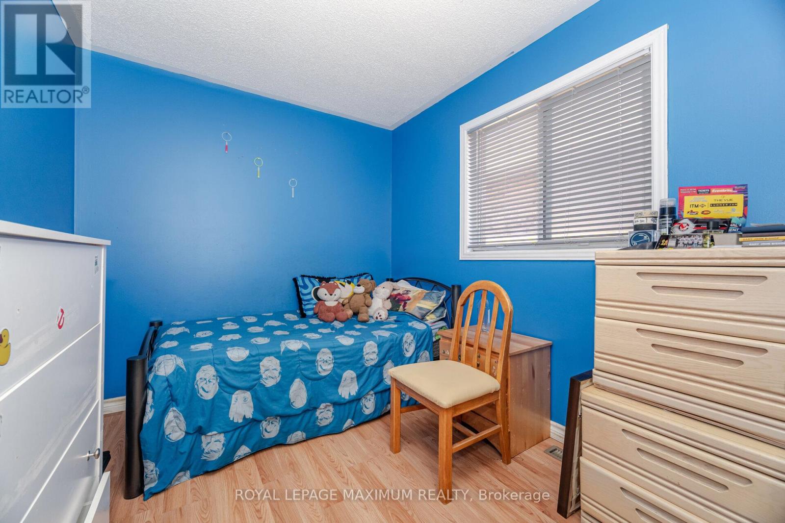 85 RONAN CRESCENT - 30