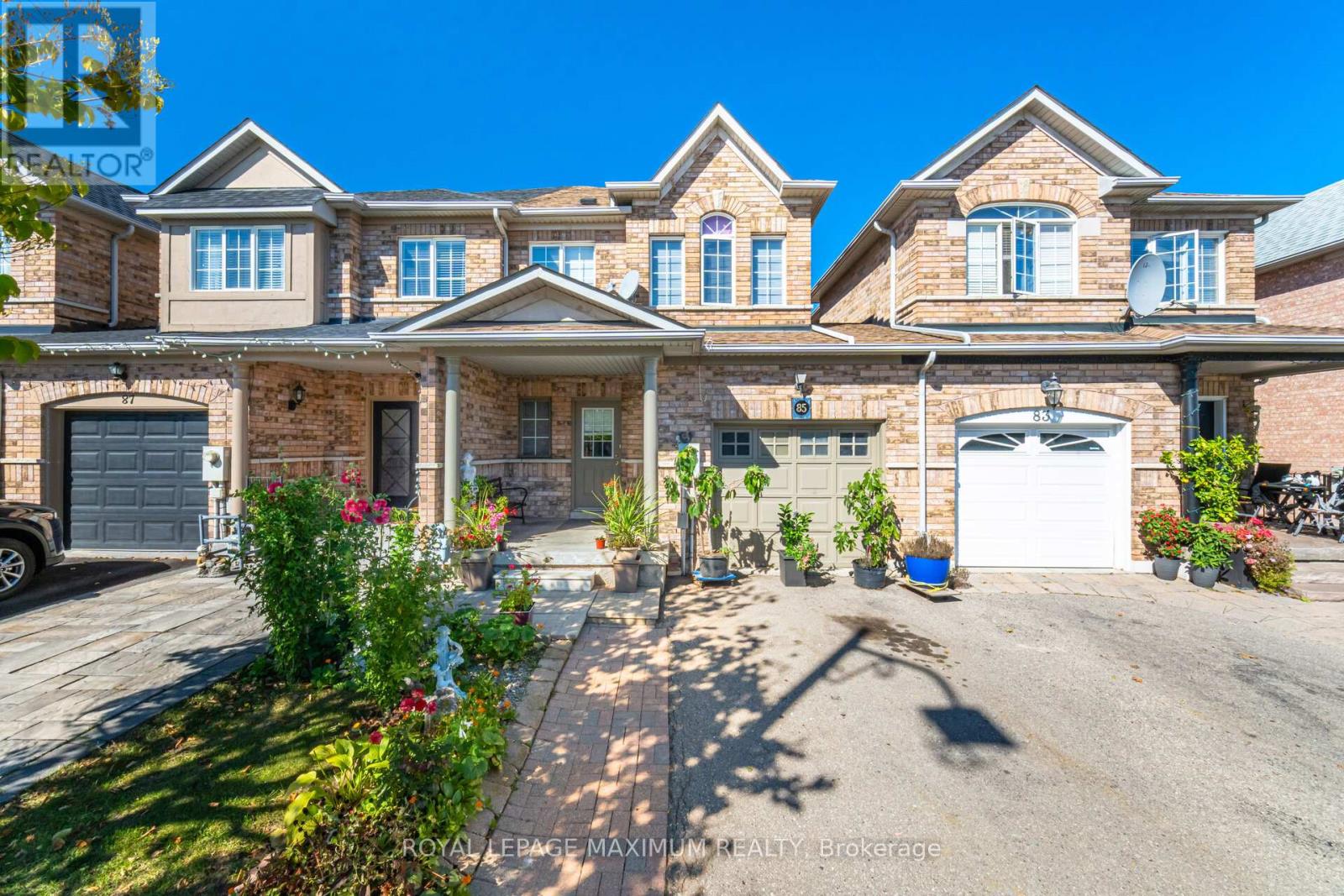 85 RONAN CRESCENT - 5