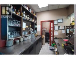 1908 Prince Of Wales Drive, Regina, SK S4Z1A4 Photo 18