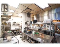 1908 Prince Of Wales Drive, Regina, SK S4Z1A4 Photo 17
