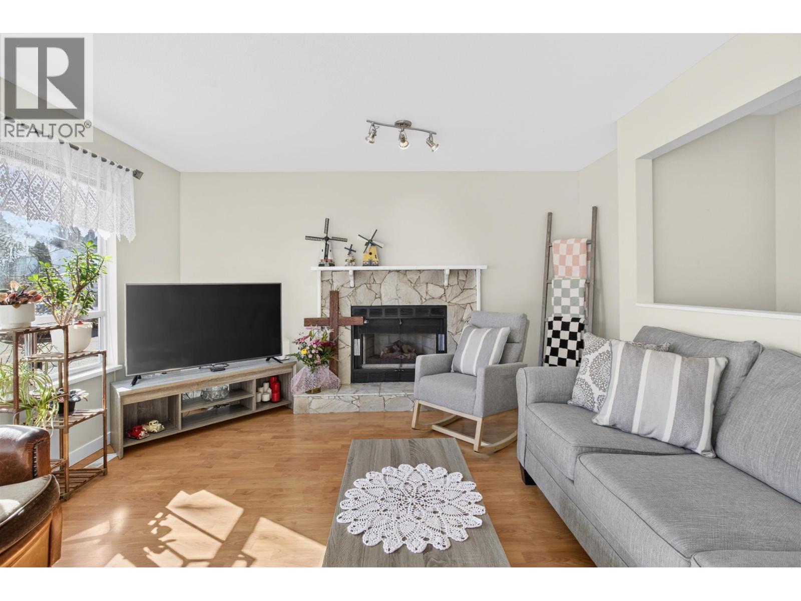 22475 STRENG AVENUE, Maple Ridge