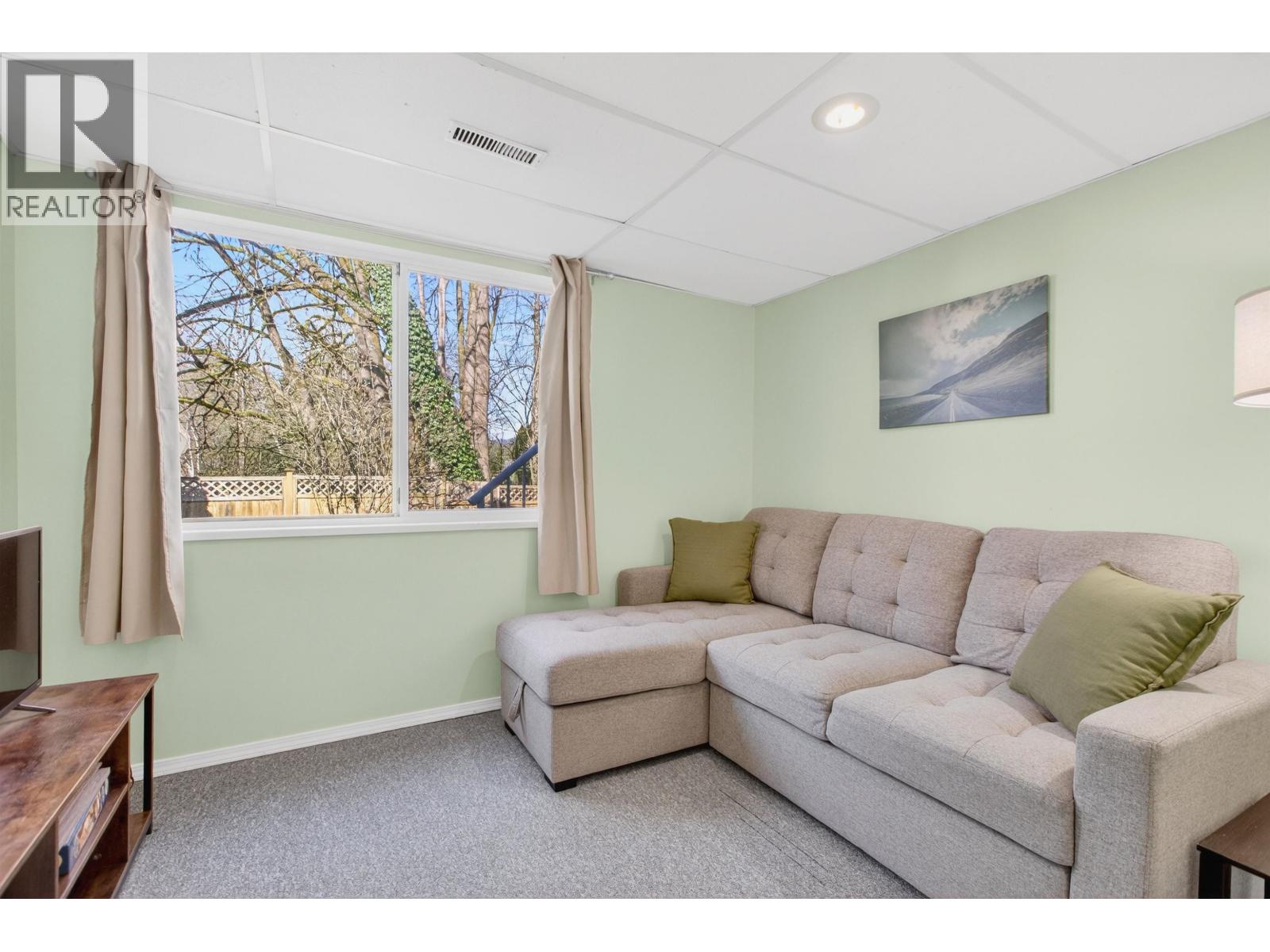 22475 STRENG AVENUE, Maple Ridge
