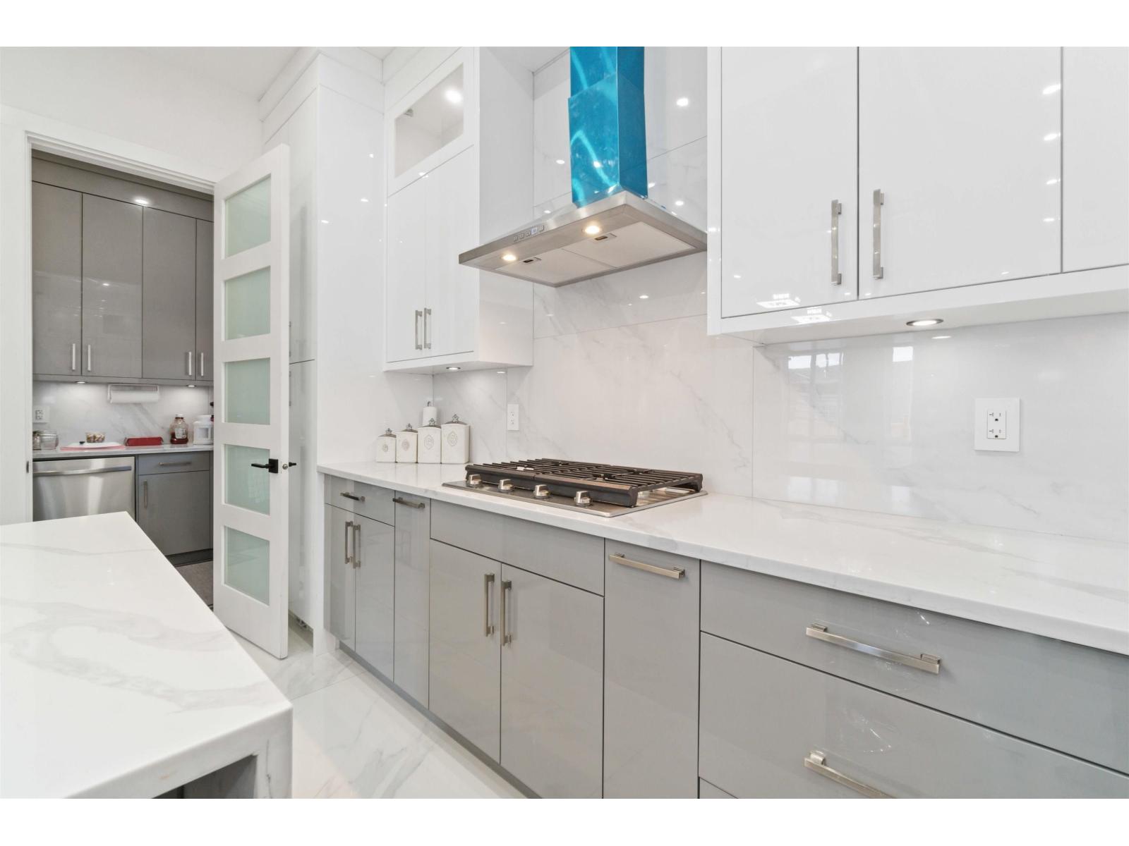 7688 115A Street, Delta