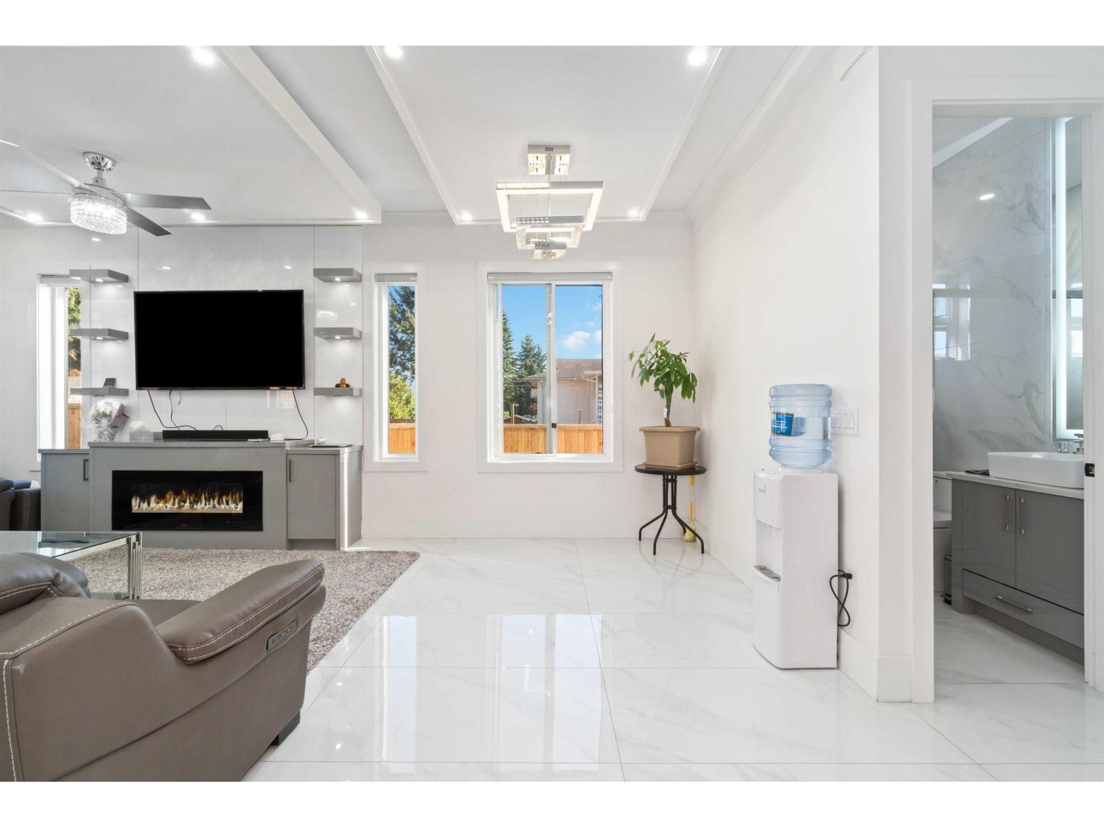 7688 115A Street, Delta