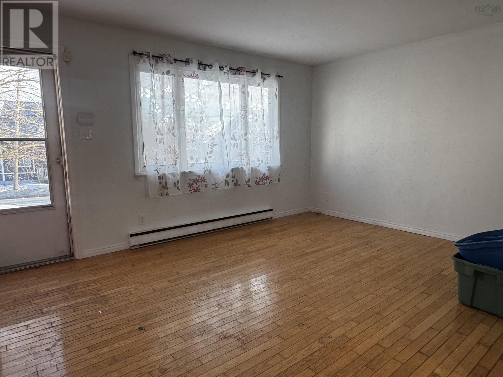 Property 2 of 20 of 28 Reserve Street