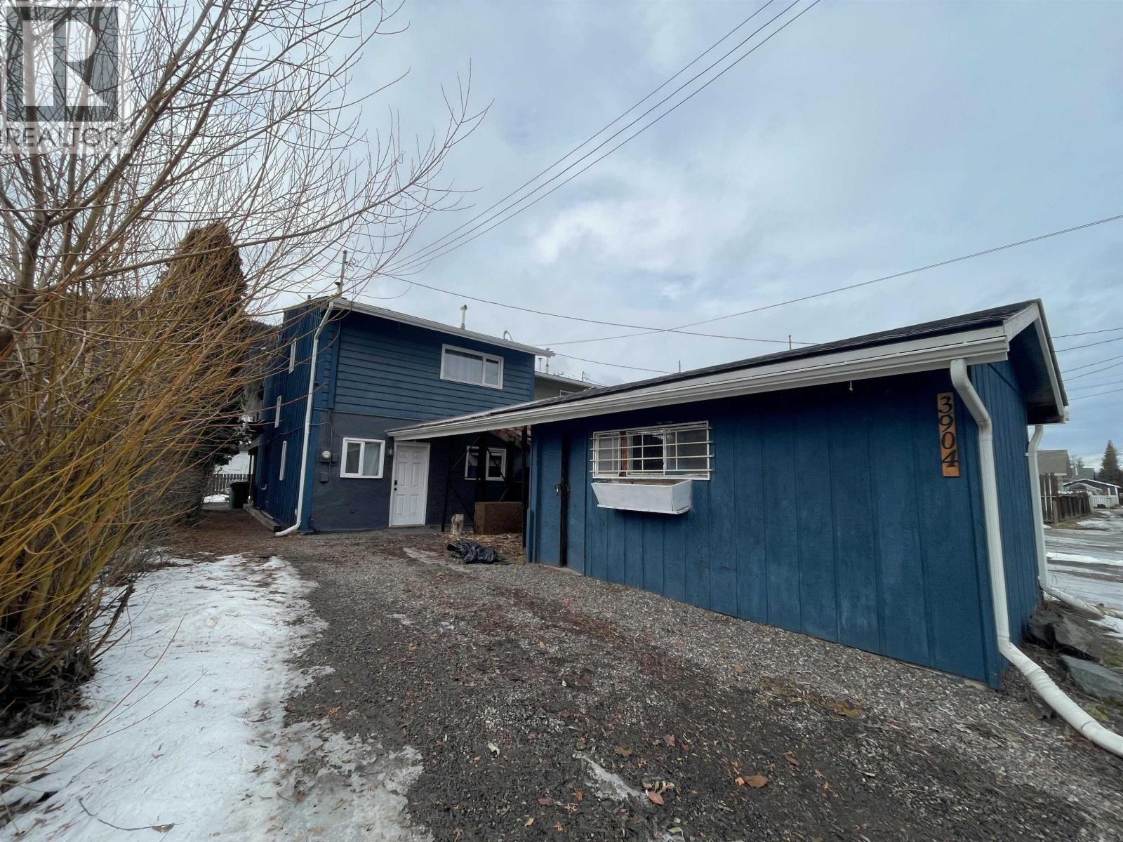 3904 RAILWAY AVENUE, Smithers
