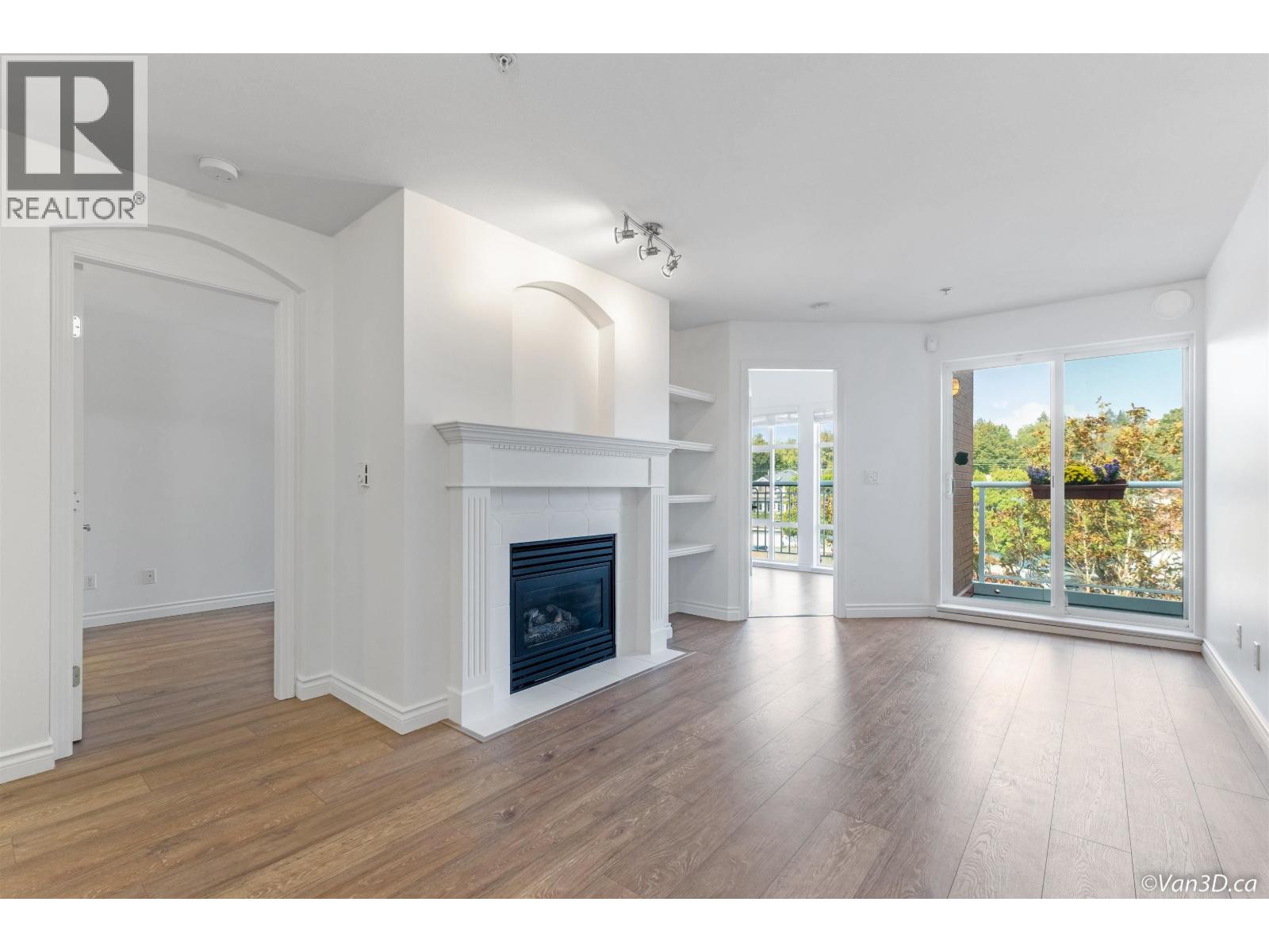 408 5723 COLLINGWOOD STREET, Vancouver