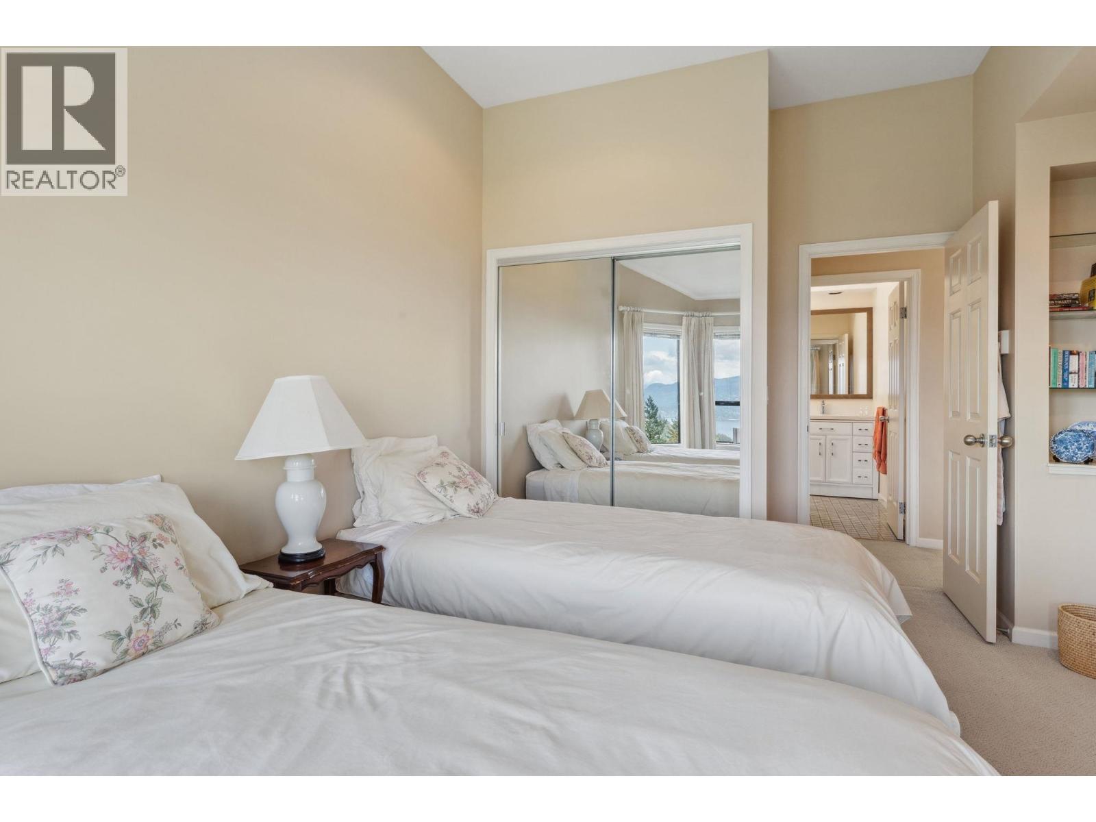 5207 ASPEN DRIVE, West Vancouver