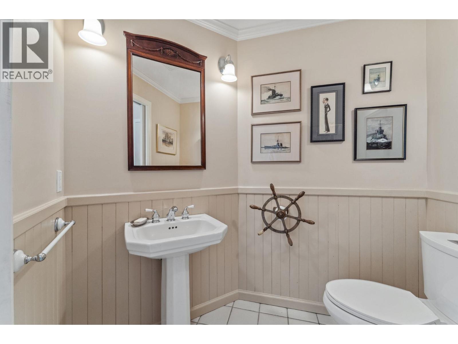 5207 ASPEN DRIVE, West Vancouver