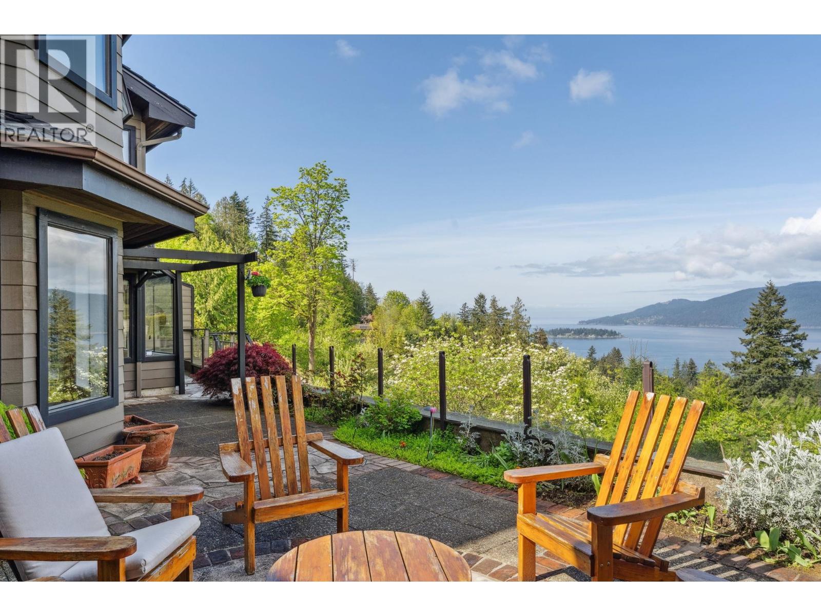 5207 ASPEN DRIVE, West Vancouver