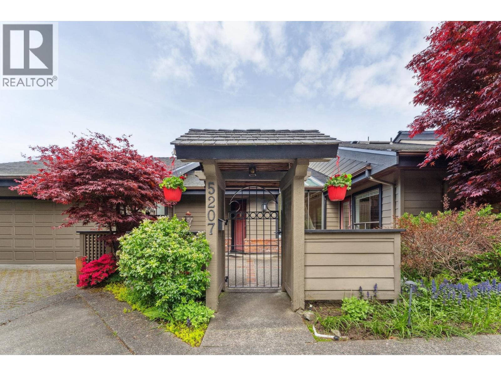 5207 ASPEN DRIVE, West Vancouver