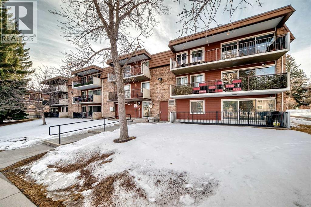 Single Family House for Sale in E  Heritage Drive SE Acadia Calgary 