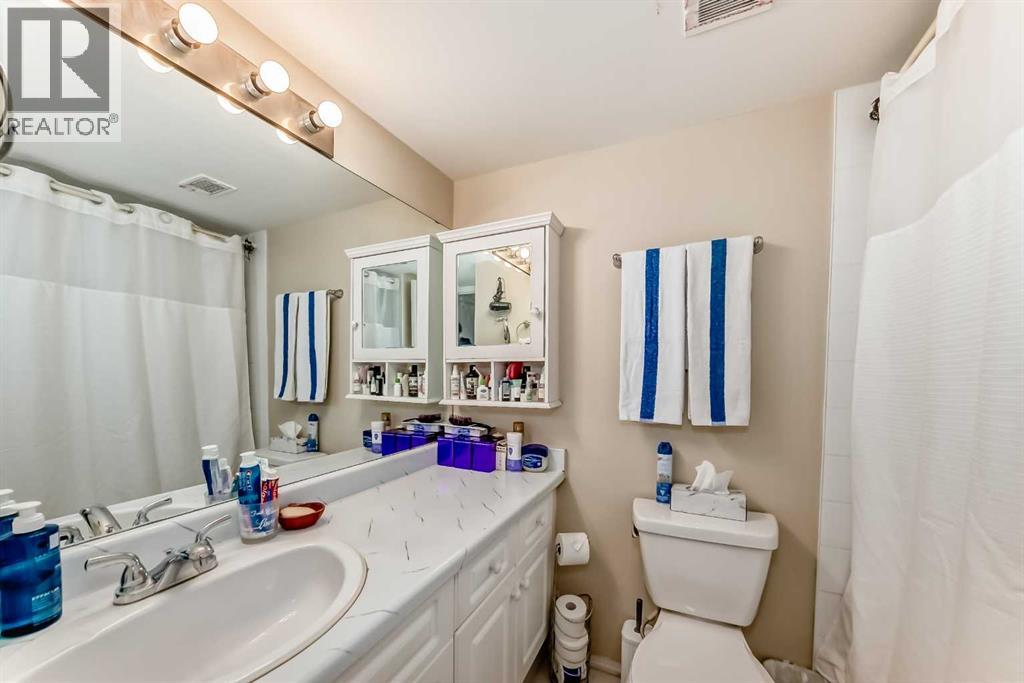 Single Family House for Sale in E  Heritage Drive SE Acadia Calgary 