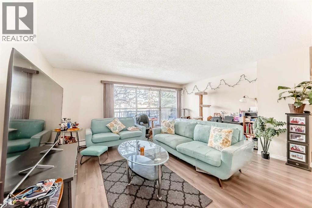 Single Family House for Sale in E  Heritage Drive SE Acadia Calgary 