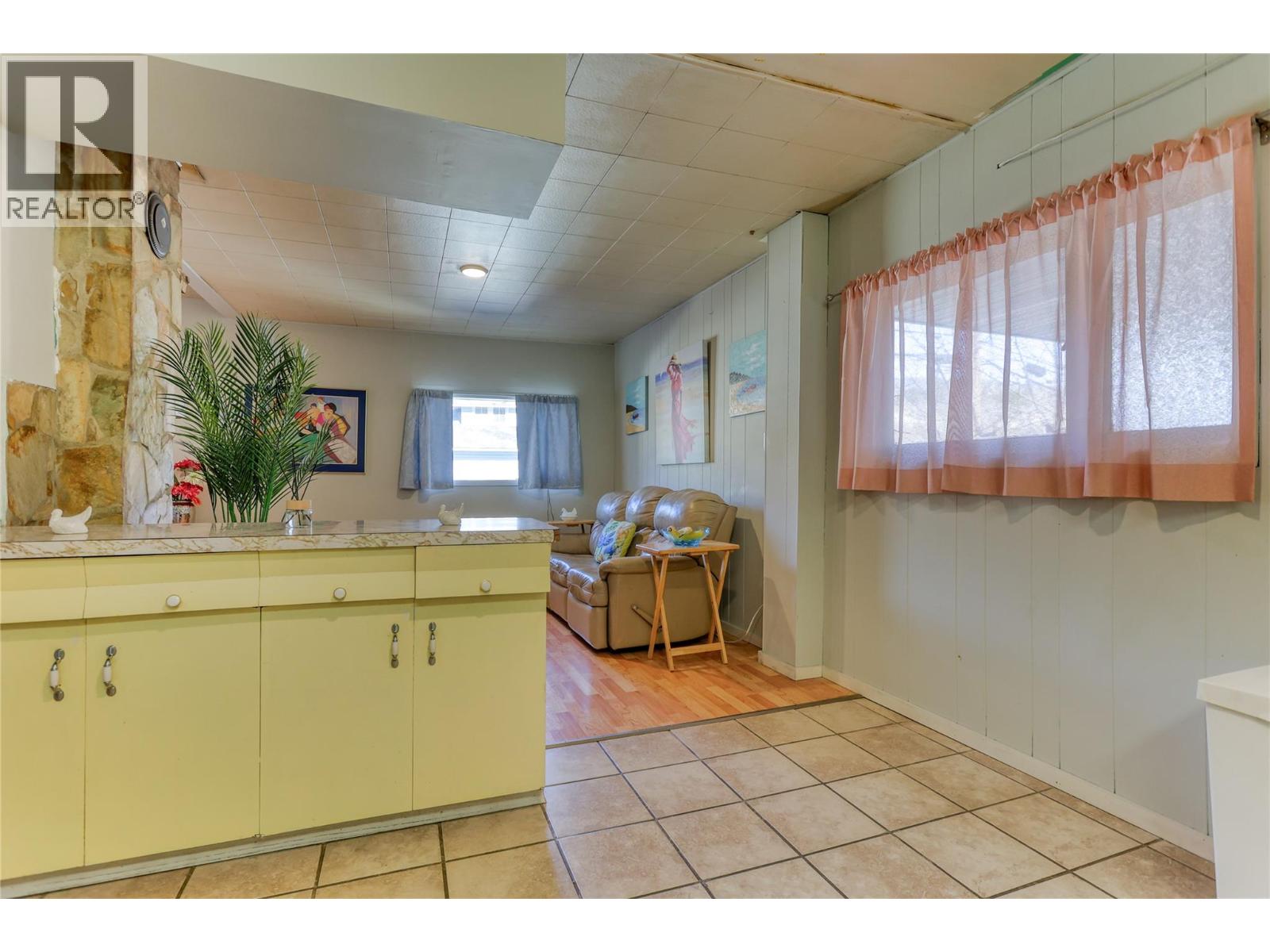 244A Old Rossland Avenue, Trail