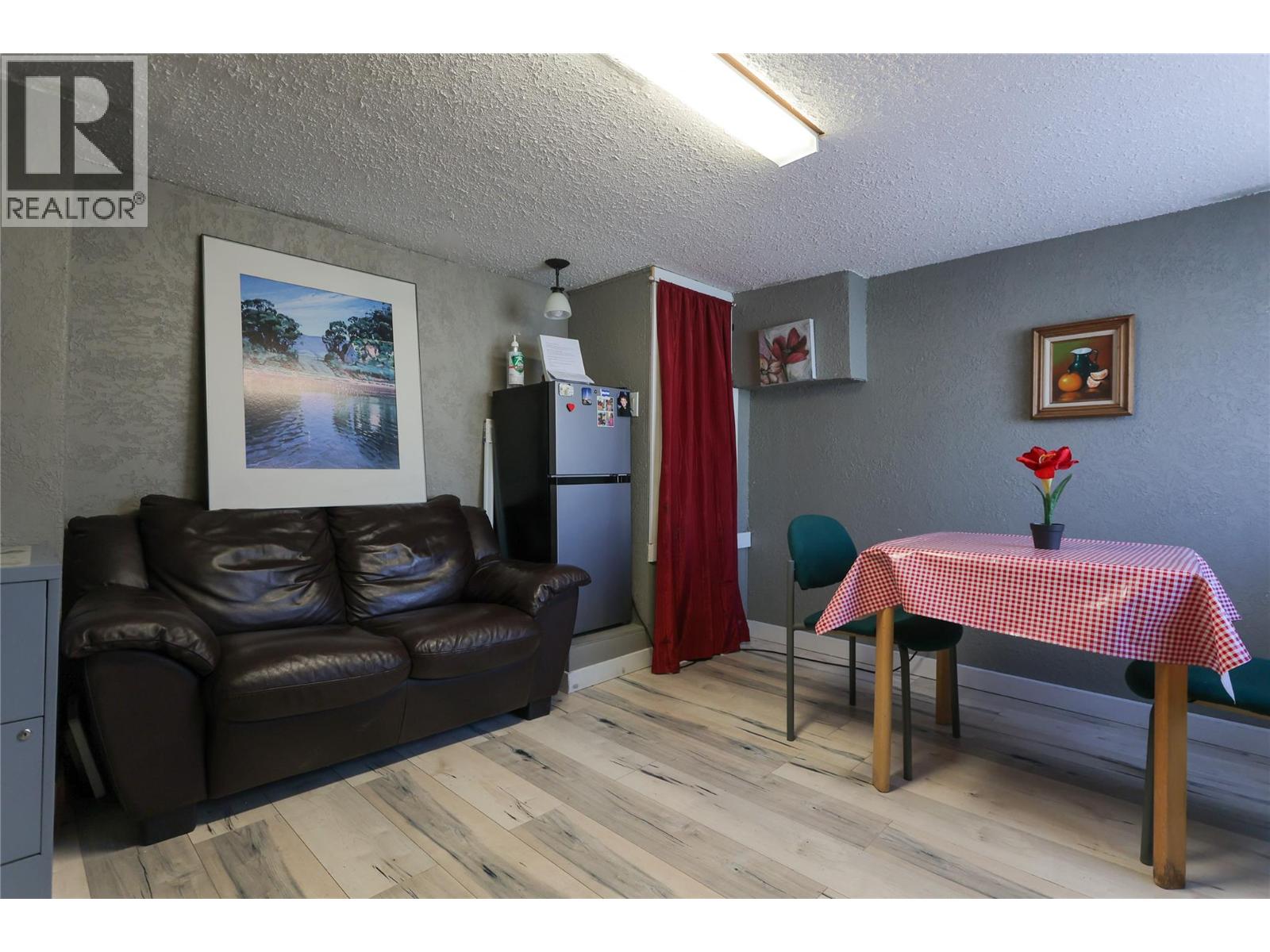 244A Old Rossland Avenue, Trail