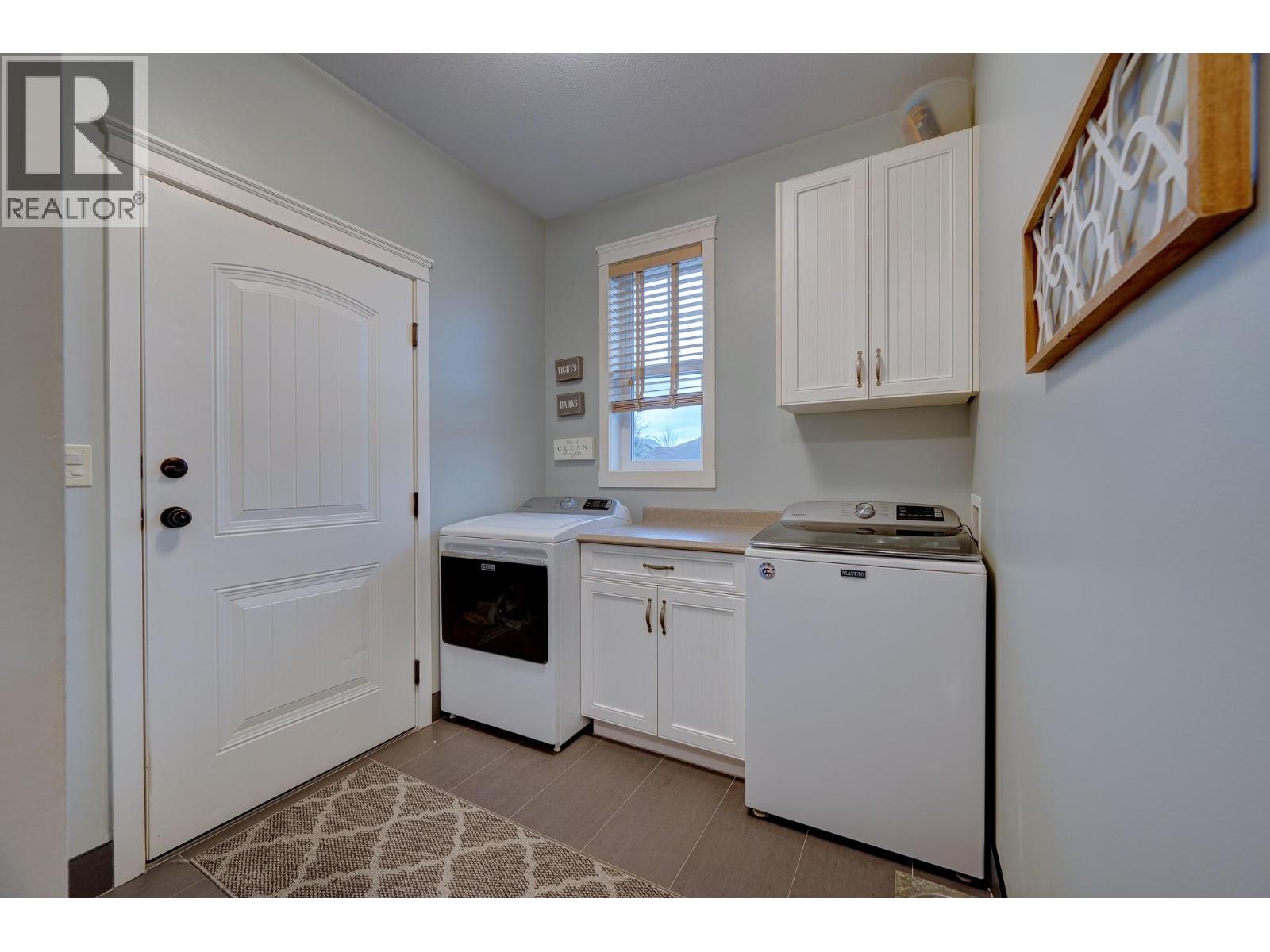 8909 Grizzly Crescent, Kamloops