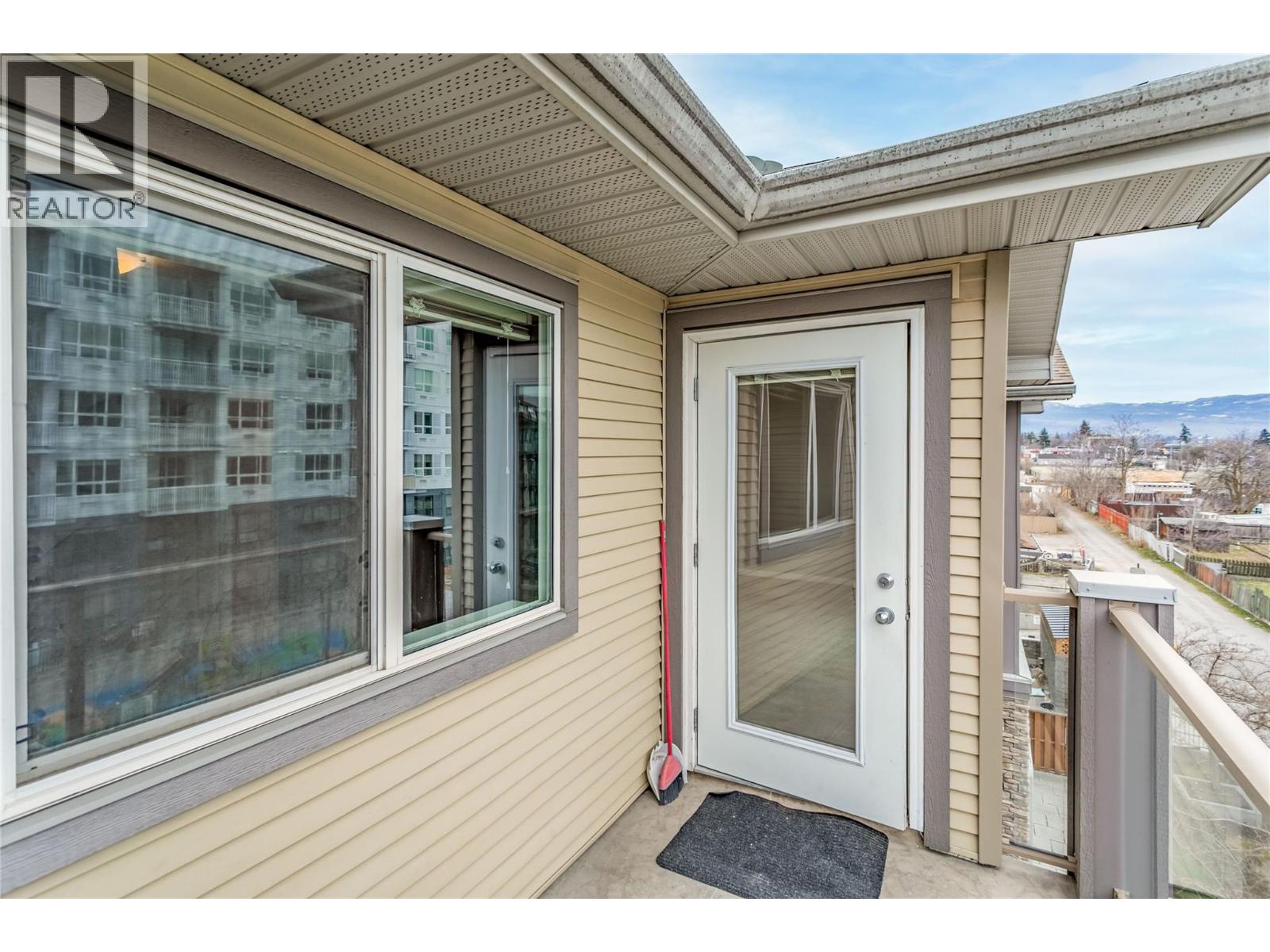 325 McIntosh Road Unit# 4015, Kelowna