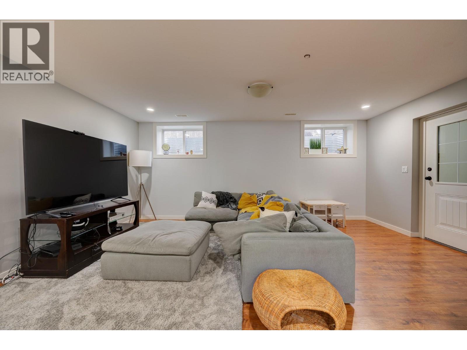 8909 Grizzly Crescent, Kamloops