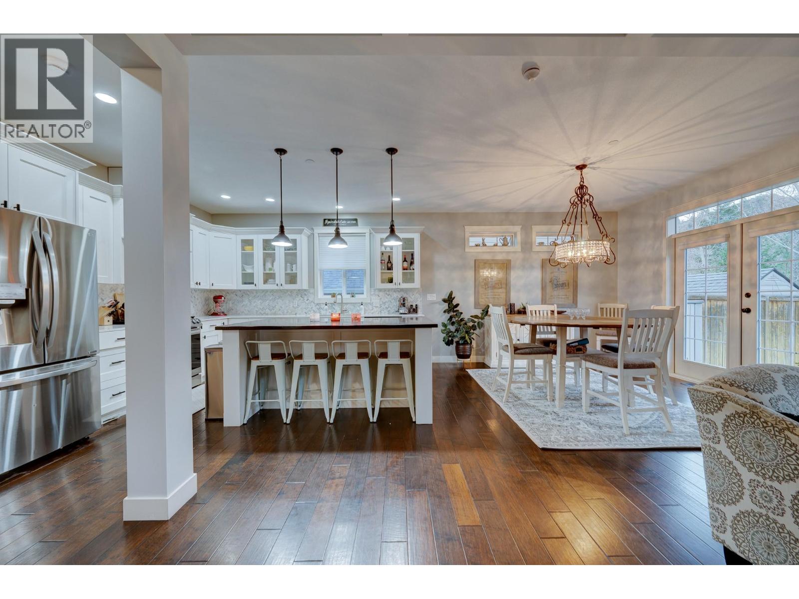 8909 Grizzly Crescent, Kamloops