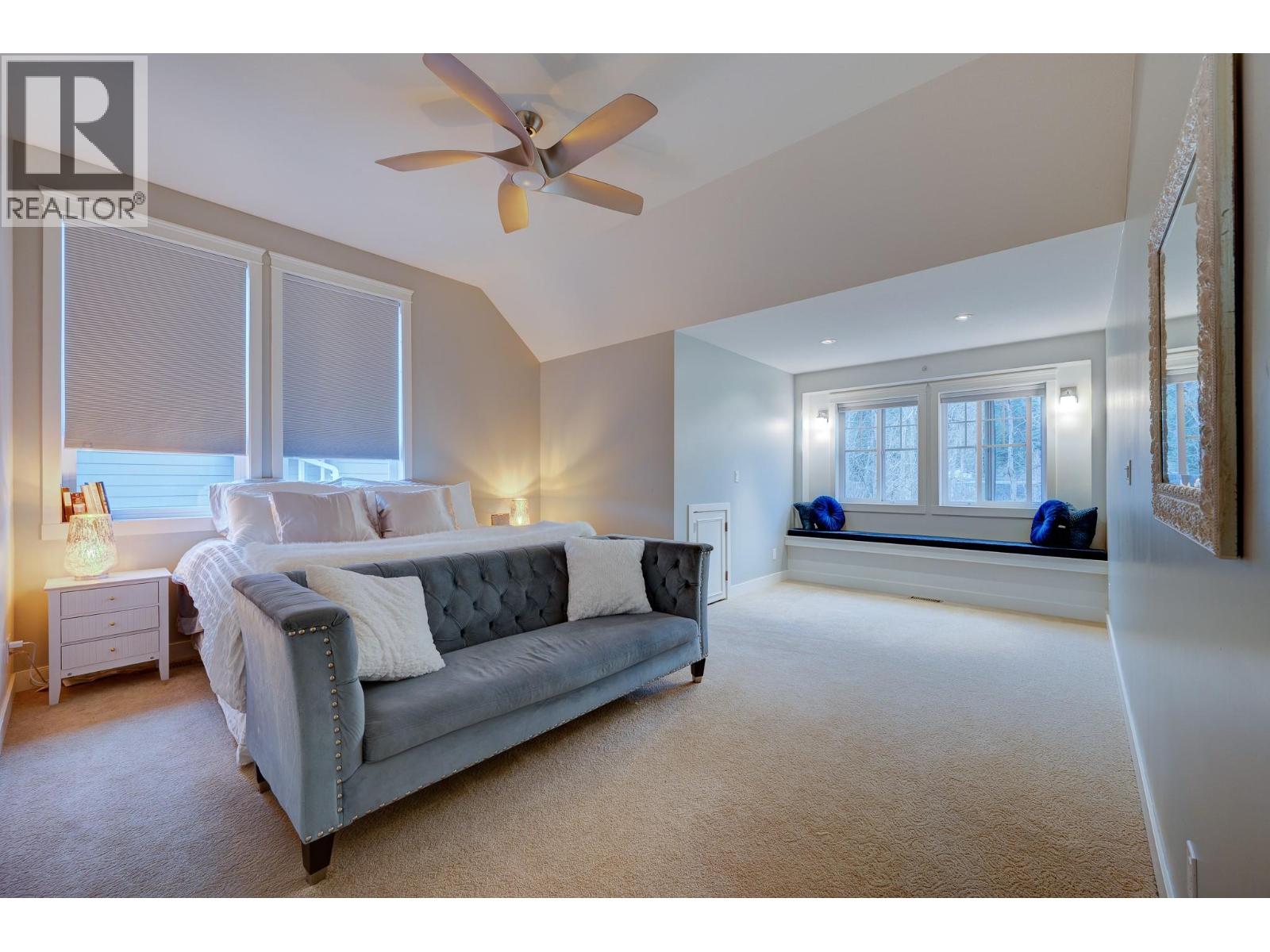 8909 Grizzly Crescent, Kamloops