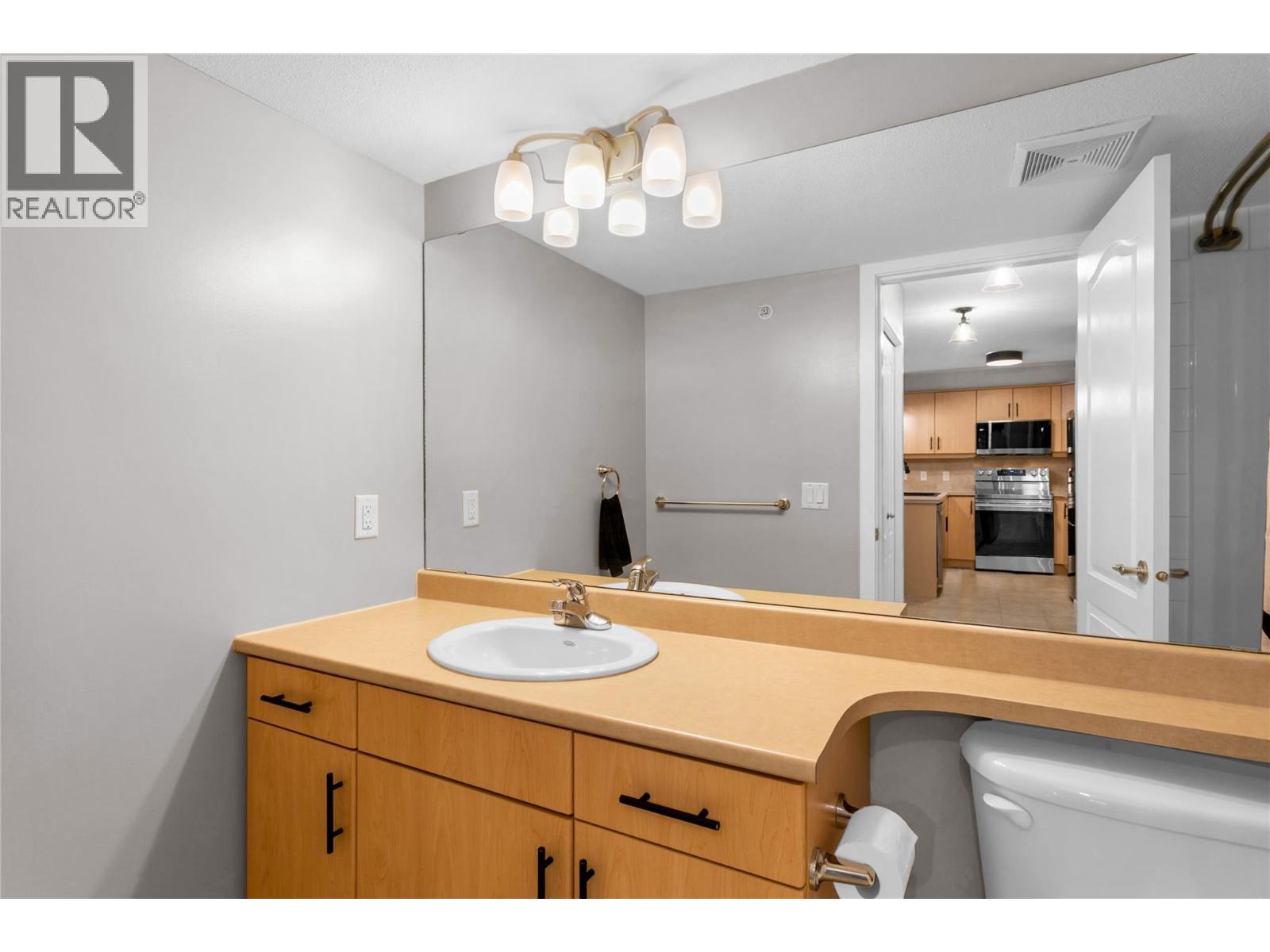 325 McIntosh Road Unit# 4015, Kelowna