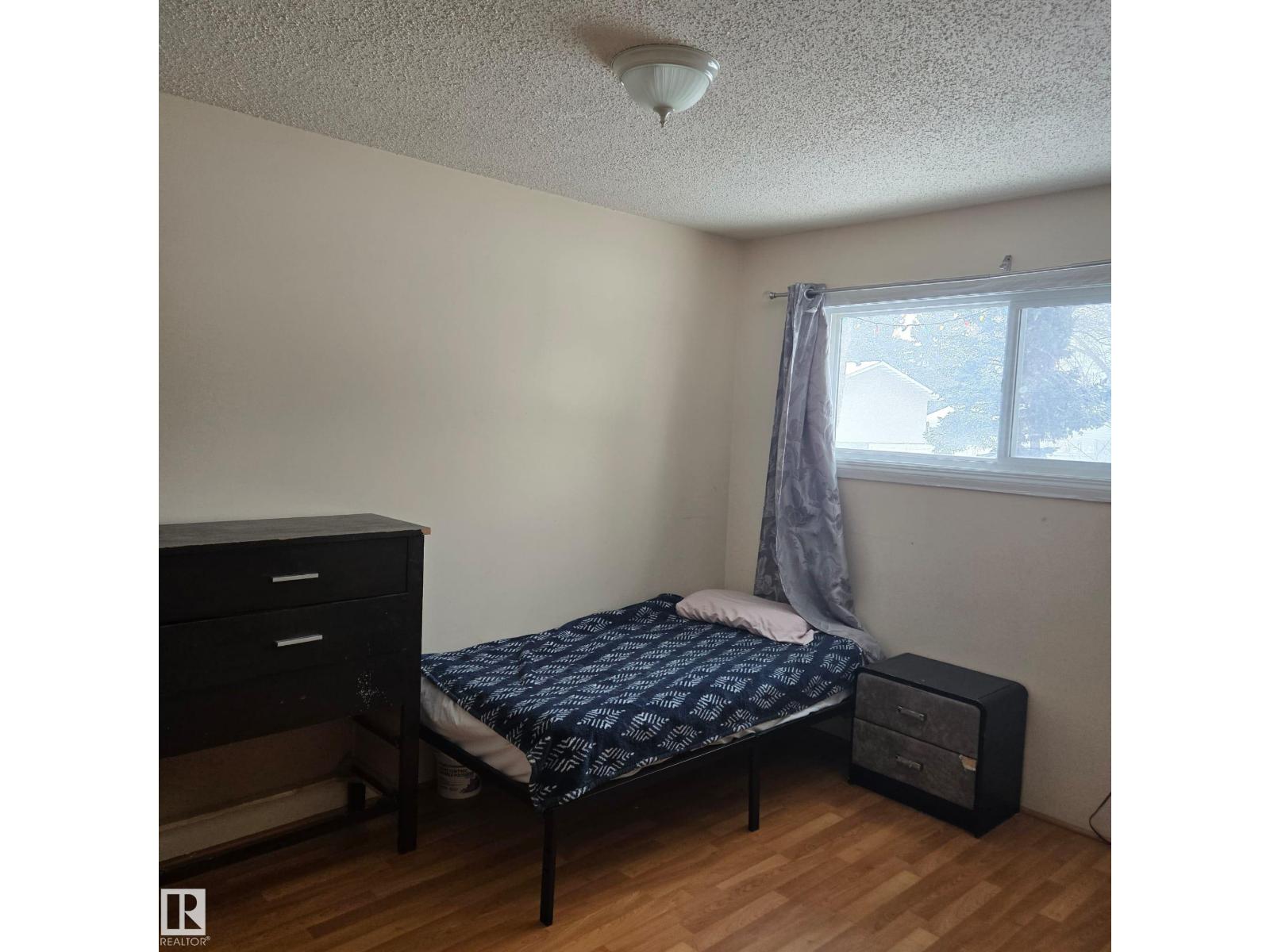 Single Family House Bungalow for Sale in  A AV NW Edmonton 