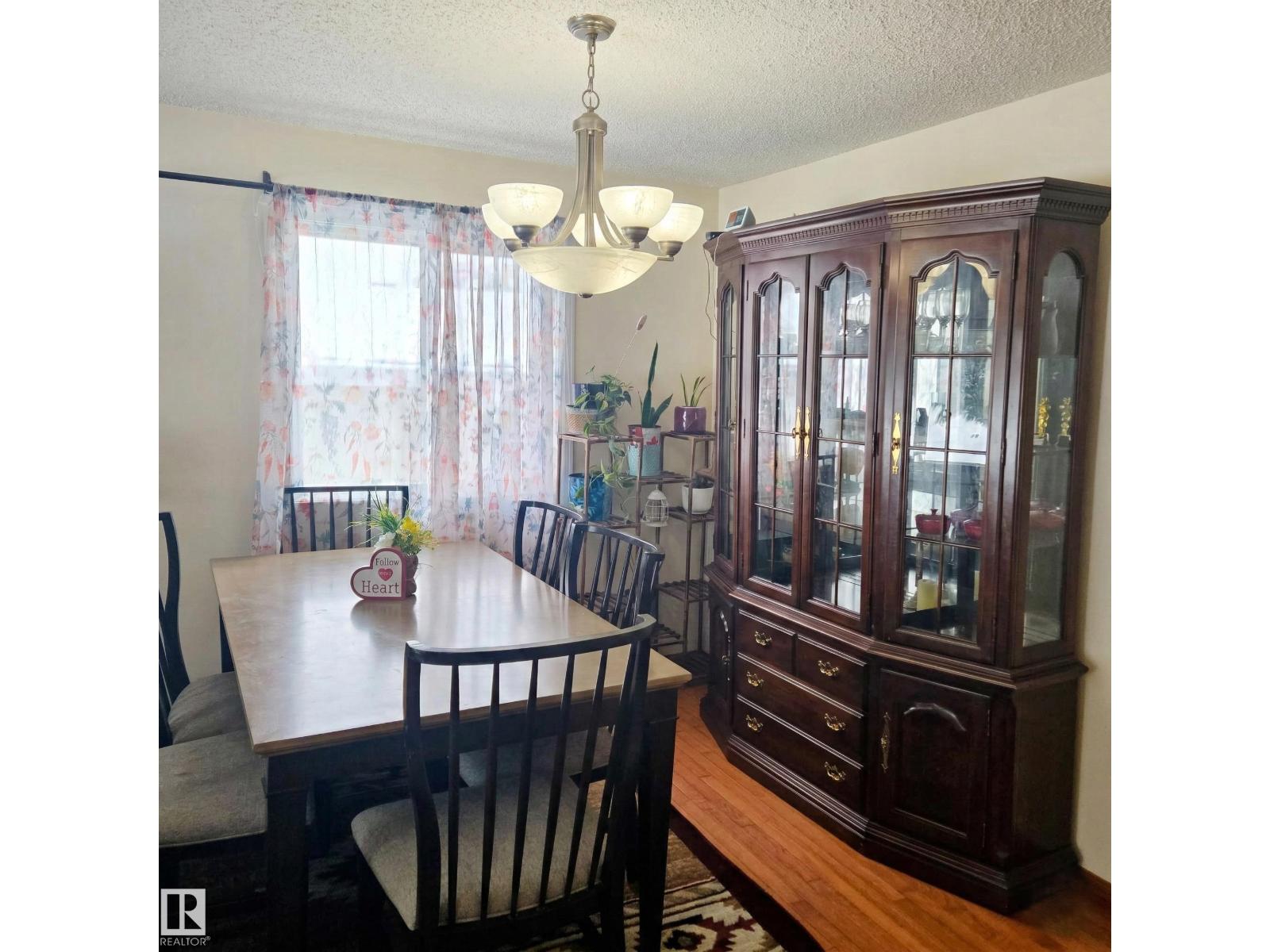 Single Family House Bungalow for Sale in  A AV NW Edmonton 