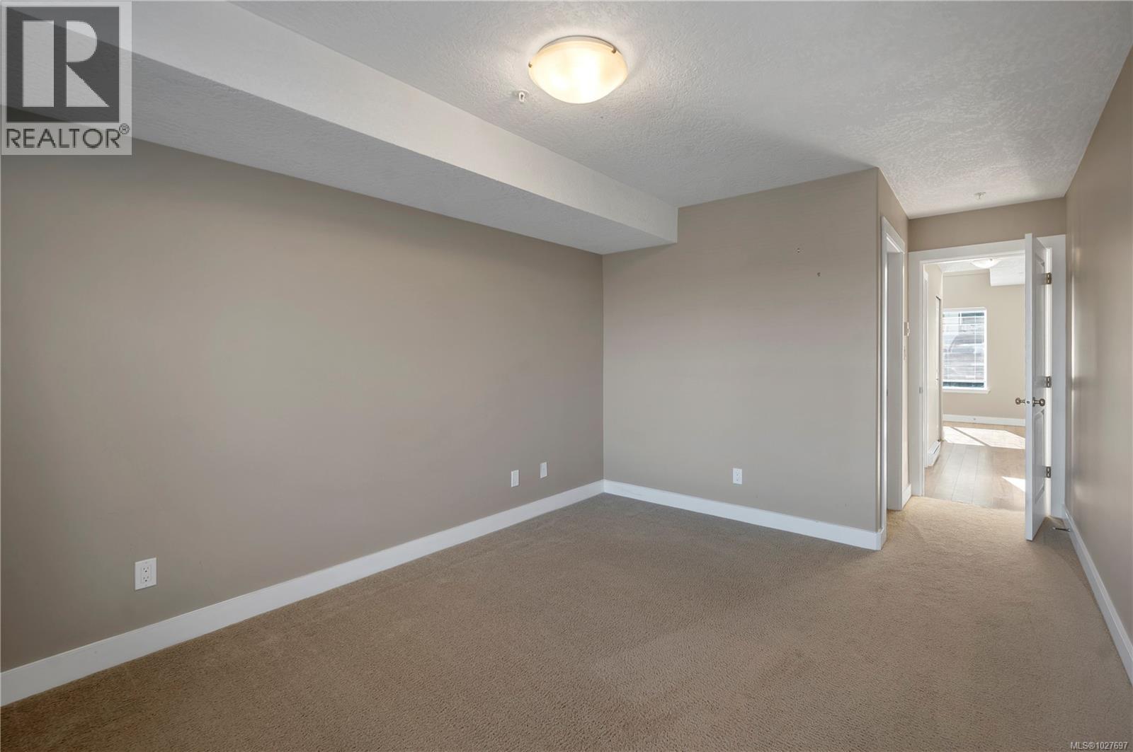 #142 701 Hilchey Rd - 23