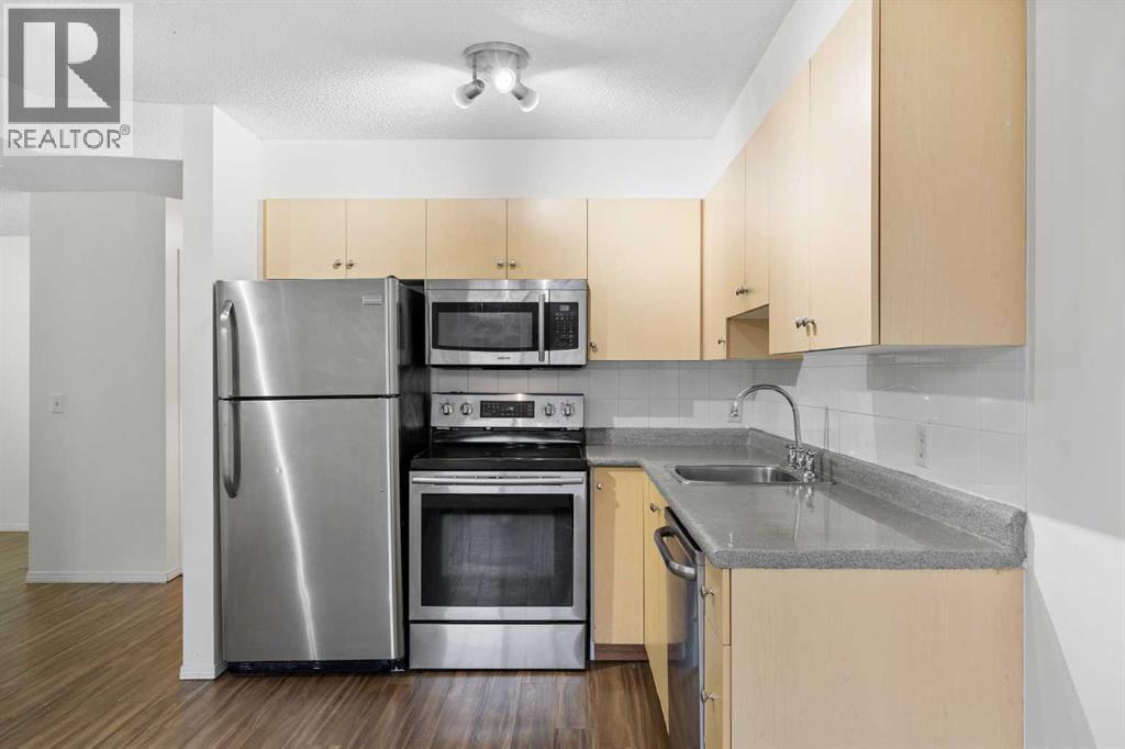 Single Family House for Sale in   Eversyde Avenue SW Evergreen Calgary 