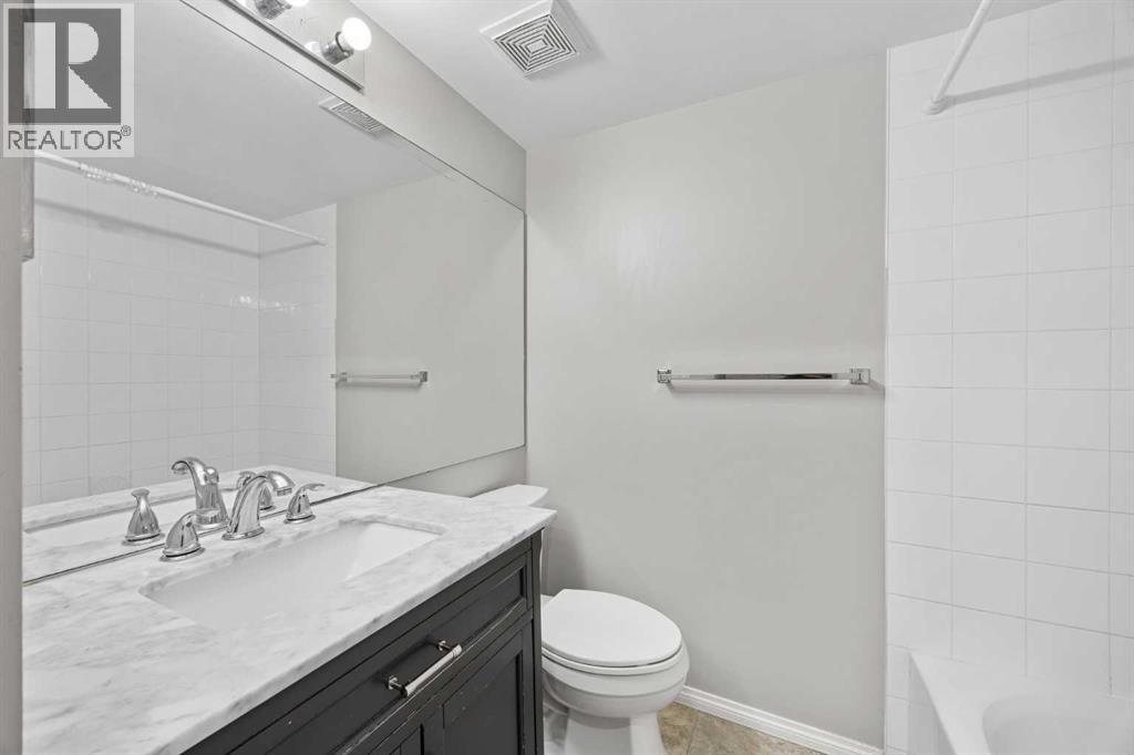 Single Family House for Sale in   Eversyde Avenue SW Evergreen Calgary 